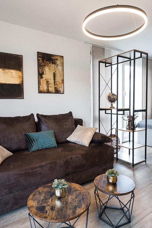 Stylisches Apartment Im Herzen Von Dresden + Parkplatz + Netflix + Self Check-In Экстерьер фото